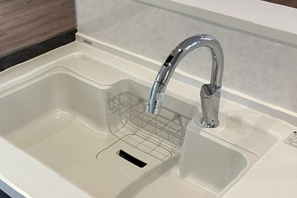 タッチレスシャワー水栓