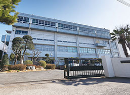 寺尾中学校